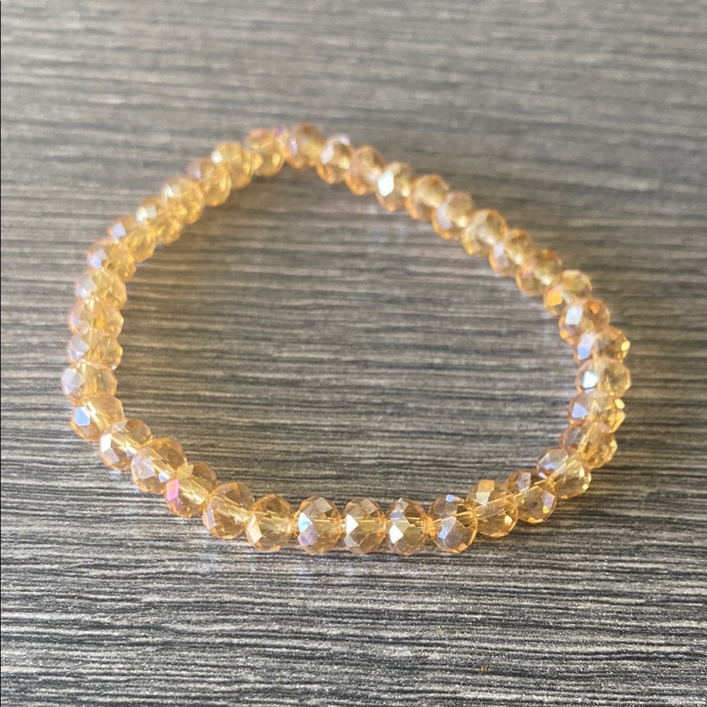 Elegant Gold Beaded Bracelet